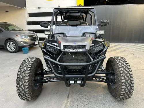 Polaris RZR TURBO S BESTIA