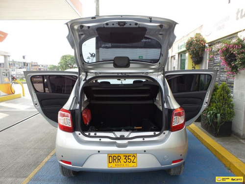Imagen 13 de 25 de Renault Sandero Tripadvisor