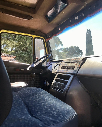 Imagen 9 de 9 de Mercedes Benz 710 '93 Con Furgón Térmico Y Eq De Frío