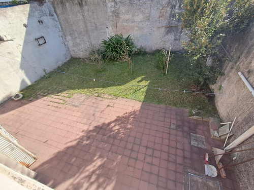 Casa 3 Ambientes C/ Garage, Patio, Jardin Y Terraza X T/ Sup.