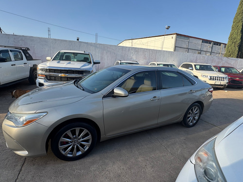 Toyota Camry 2.5 Xle L4 Navi At