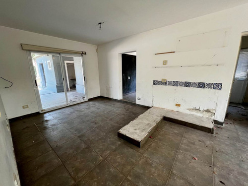 Imagen 18 de 30 de Venta Casa Los Jazmines Pilar Del Este Oportunidad