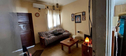 Venta Casa 2 Dorm C/cochera Sobre Av. 7 De Marzo