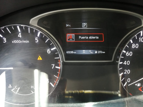 Imagen 11 de 13 de Nissan Altima Advace 2018