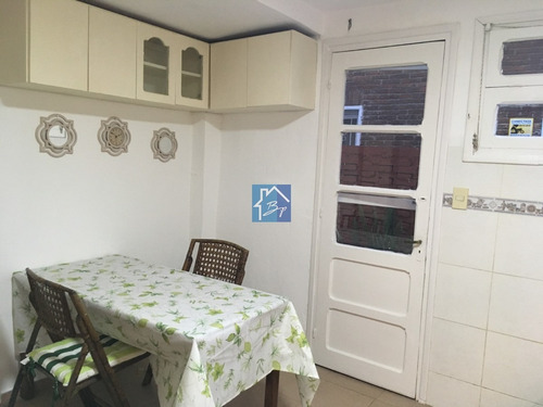 Hermosa Casa En Venta , Cantegril Punta Del Este Parada 14- Ref: 1357