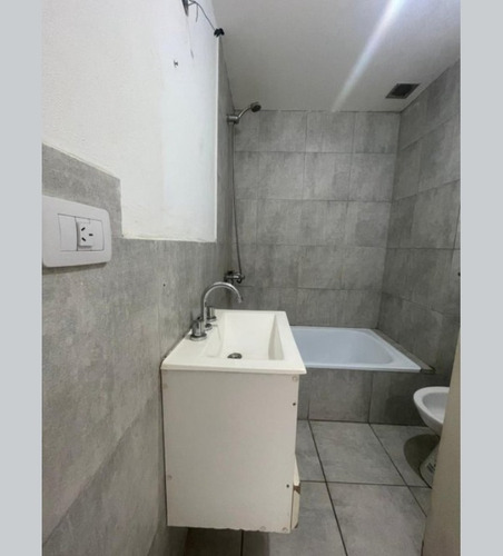 Venta Departamento 2 Ambientes En José Marmol
