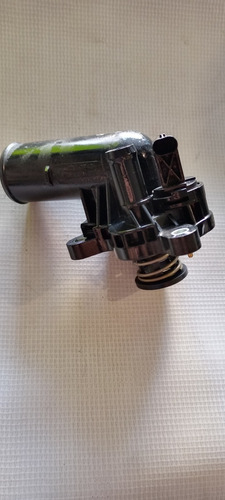 Toma De Agua Con Termostato Durango,cherokee,ram 1500 3.6l (Usado)