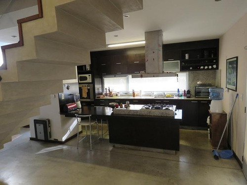 Casa De 4 Dormitorios En Venta - Pileta - Hostal Del Sol - San Eduardo - Aldea