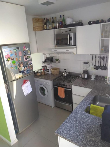 Imagen 4 de 9 de Departamento De 3 Ambientes - Castelar Centro