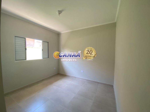 Casa Com Piscina Em Mongaguá - V8147