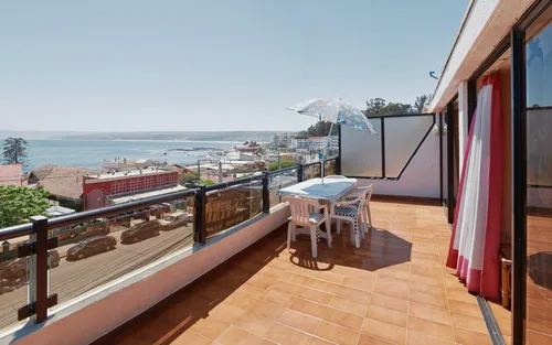Departamento Con Hermosa Vista Al Mar En Centro De Algarrobo