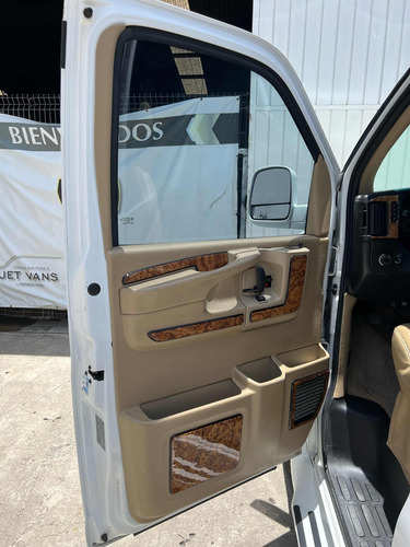 Chevrolet Express 6.0passenger Van Ls 8 Pas Mt