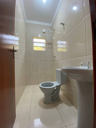 Imagem 3 de 30 de Casa Com Piscina - Ivo51