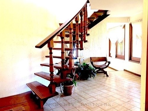 Imagen 5 de 16 de Espectacular Casa Con Inmejorable Ubicación