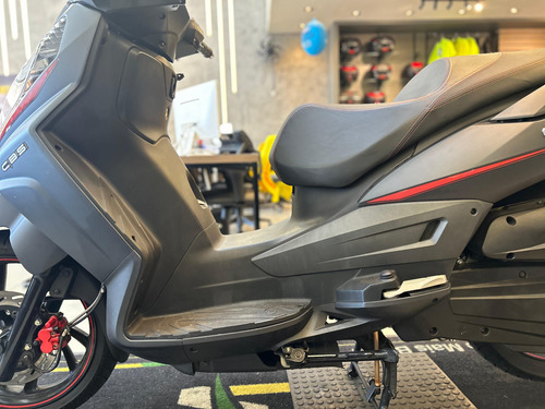 Citycom S 300i Cbs - 2024 - 5.720km - $24.990 - Clj