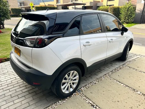 Opel Crossland 1.2L Edition