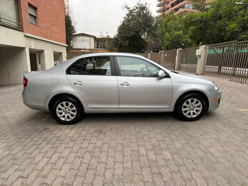 Volkswagen Vento Style 2.5 AUT