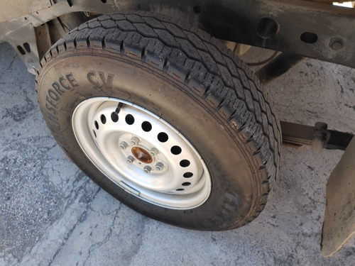 Imagen 12 de 15 de Nissan Np300 2020 2.5 Chasis Cabina Dh Pack Seg Mt
