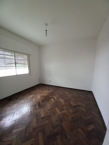 Casa En Alquiler De 3 Dorm En Quintas De Santa Ana