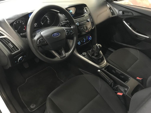 Imagen 8 de 12 de Ford Focus Iii 1.6 S 2016
