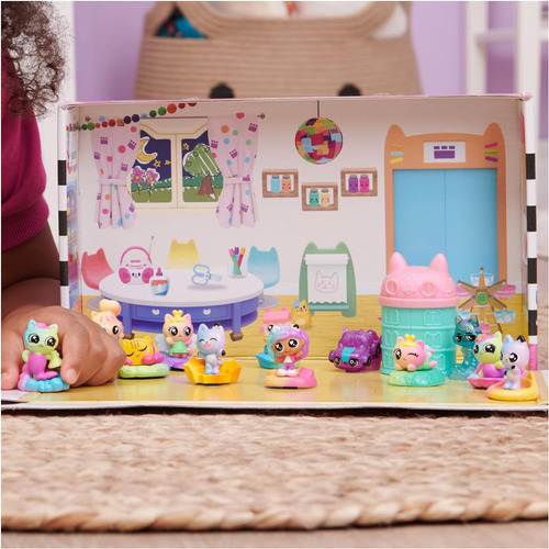 Gabby's Dollhouse Set De 12 Minifiguras Meow-mazing Arcoíris