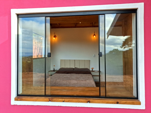 Refúgio Isolado Com Cachoeira, Vista Incrível, Casa Mobiliad