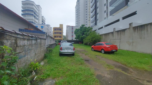 Imagem 9 de 10 de Kitão Térreo Em Praia Grande Na Guilhermina Com Garagem E Escritura