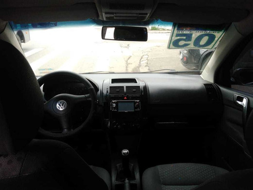 Polo Sedan 2005 1.6 Total Flex 4p Preto