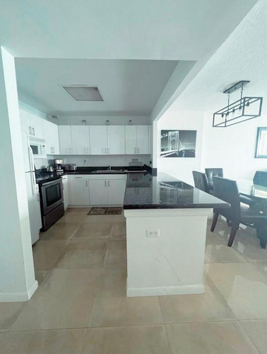 Imagen 7 de 30 de Departamento - Miami Beach