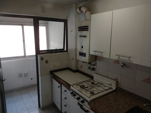 Imagen 6 de 9 de Venta Departamento Apto Profesional - Morón Centro