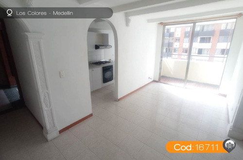 Apartamento En Arriendo En Los Colores Codigo 16711