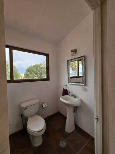 Amplia Residencia En Bugambilias