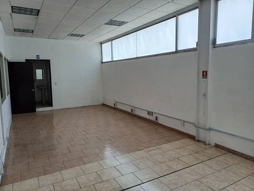 Bodega En Renta Cuautitlán. 8,400 M2. Andenes, Seguridad.