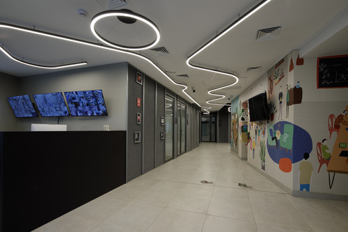 Edificio Home Inclusive Ecuador Vista Oriente Piso 12