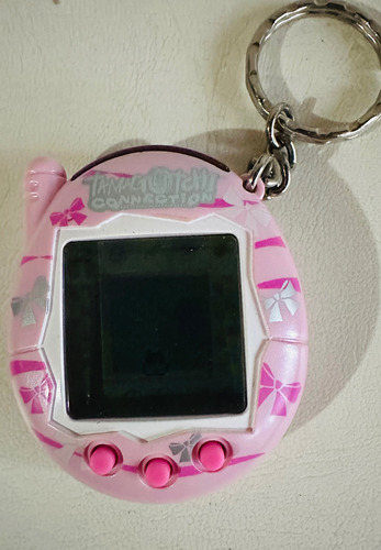 Tamagotchi V3 Pink Bows