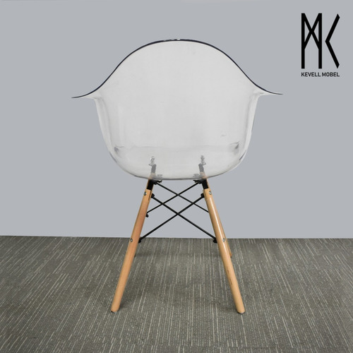 Set De 2 Sillas De Acrílico Transparente Eames Modelo Turín