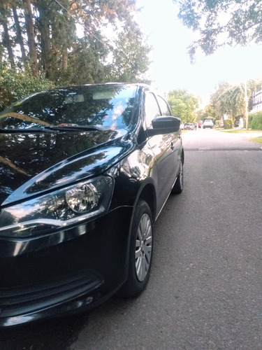Volkswagen Voyage 1.6 Comfortline 101cv