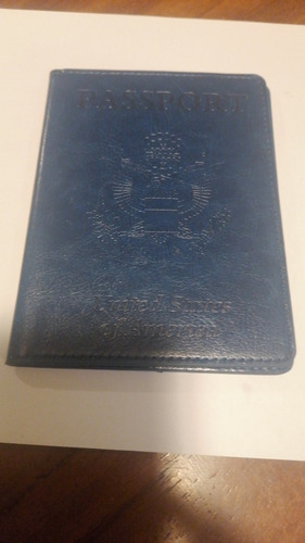 Protector, Covertor, Forro Para Pasaporte En Cuero. Vhcf