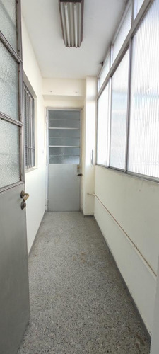 Imagen 5 de 12 de Alquiler Apartamento 2 Dormitorios Mas Servicio En El Centro