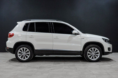 Imagen 9 de 15 de Volkswagen Tiguan 2.0 Tsi 4 Sport & Style 2013