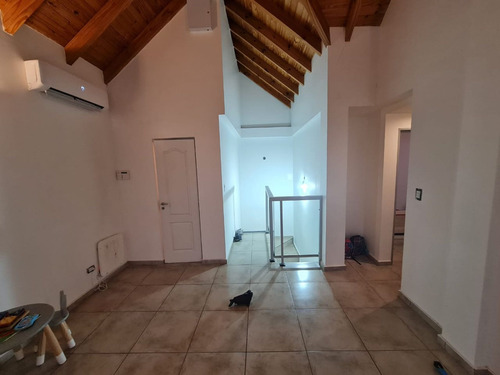 Imagen 25 de 30 de Venta Casa 3 Dormitorios Con Pileta, Cipolletti