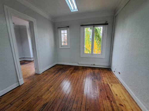 Casa En Arriendo En Metro Bustamante, Providencia