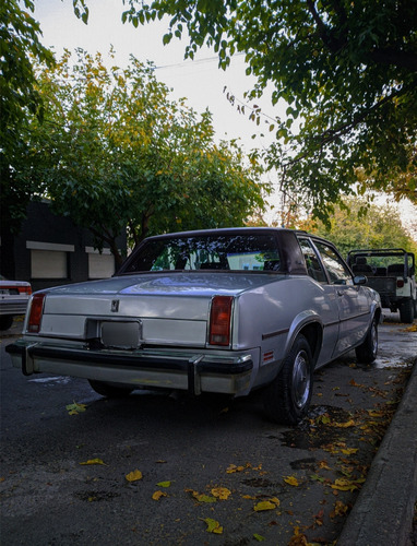 Oldsmobile Omega