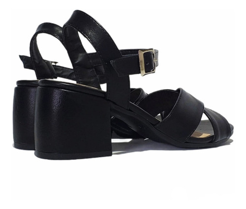 Imagen 2 de 4 de Sandalias Alma Black