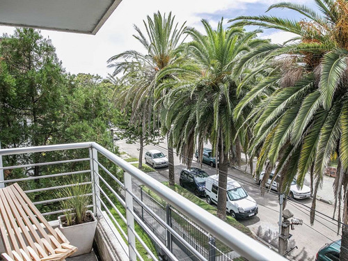 Apartamento En Venta En Malvin Ref. 7605