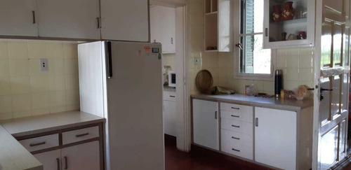 Casa De 4 Dormitorios En Venta En La Cumbre