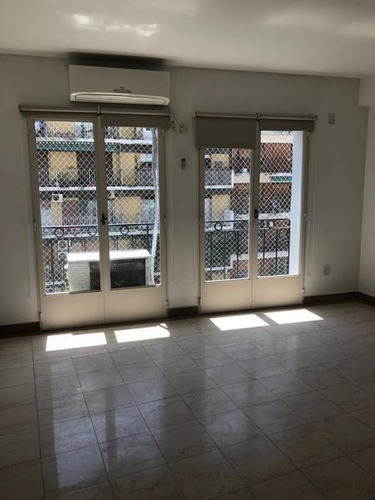 Imagen 6 de 10 de Vicente Lopez Y Pueyrredon Impecable Monoambiente Al Frente Apto Profesional O Vivienda