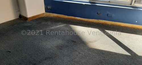 Imagen 11 de 12 de Oficina En Alquiler El Marques 21-26890 Renta House Los Samanes