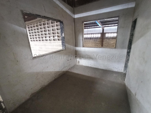 Estupendo Galpon Av Intercomunal Turmero Maracay Fvina