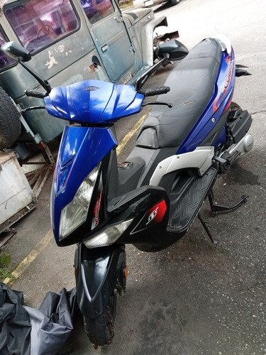 Imagen 8 de 12 de Scooter New Cobra 150